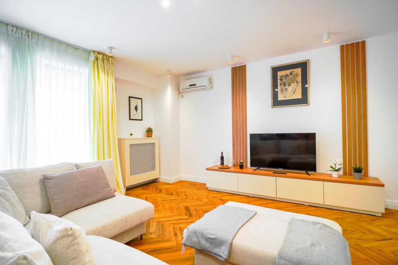 Luxury Central Park Apartment Bucharest Luaran gambar