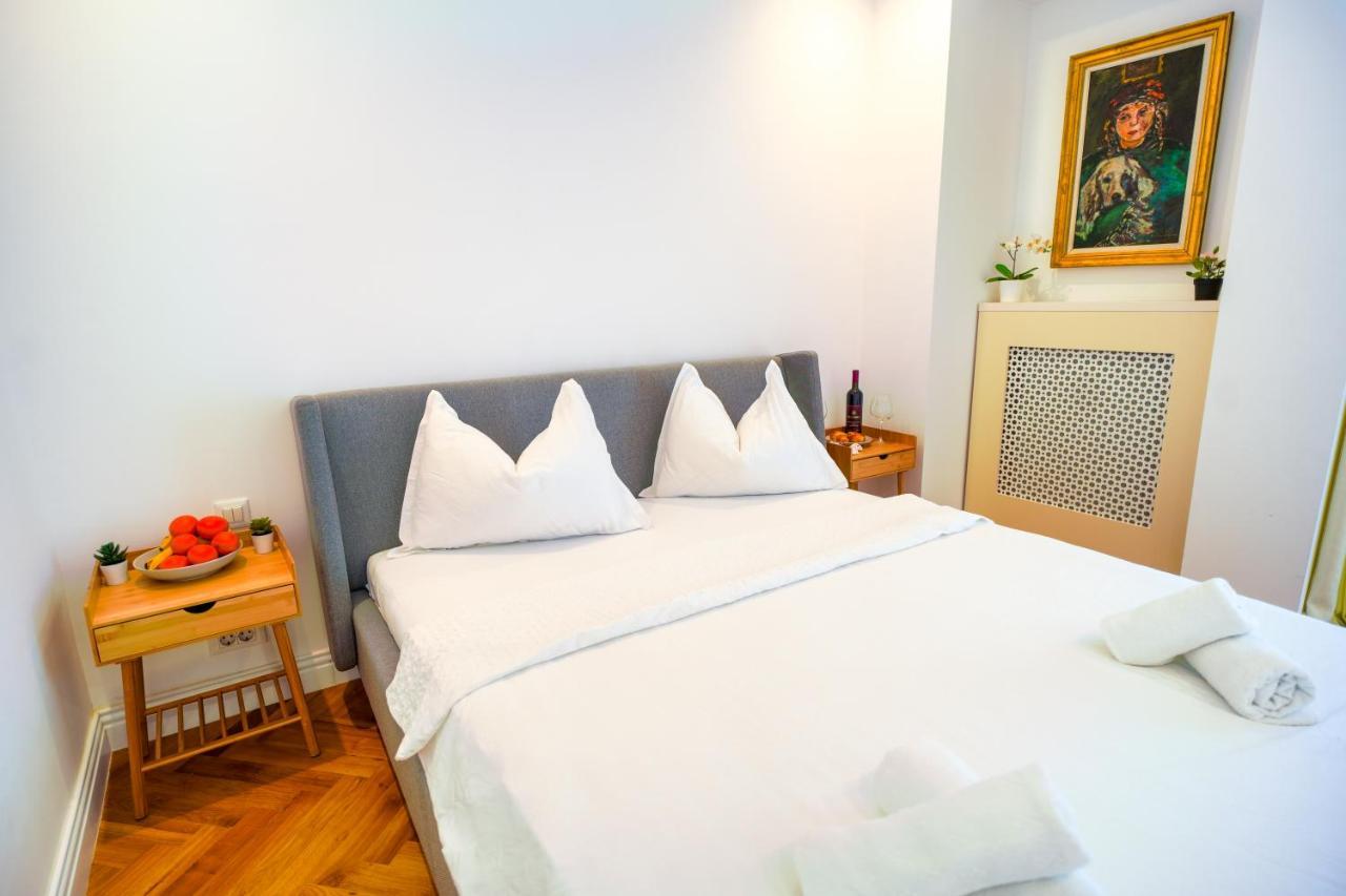 Luxury Central Park Apartment Bucharest Luaran gambar