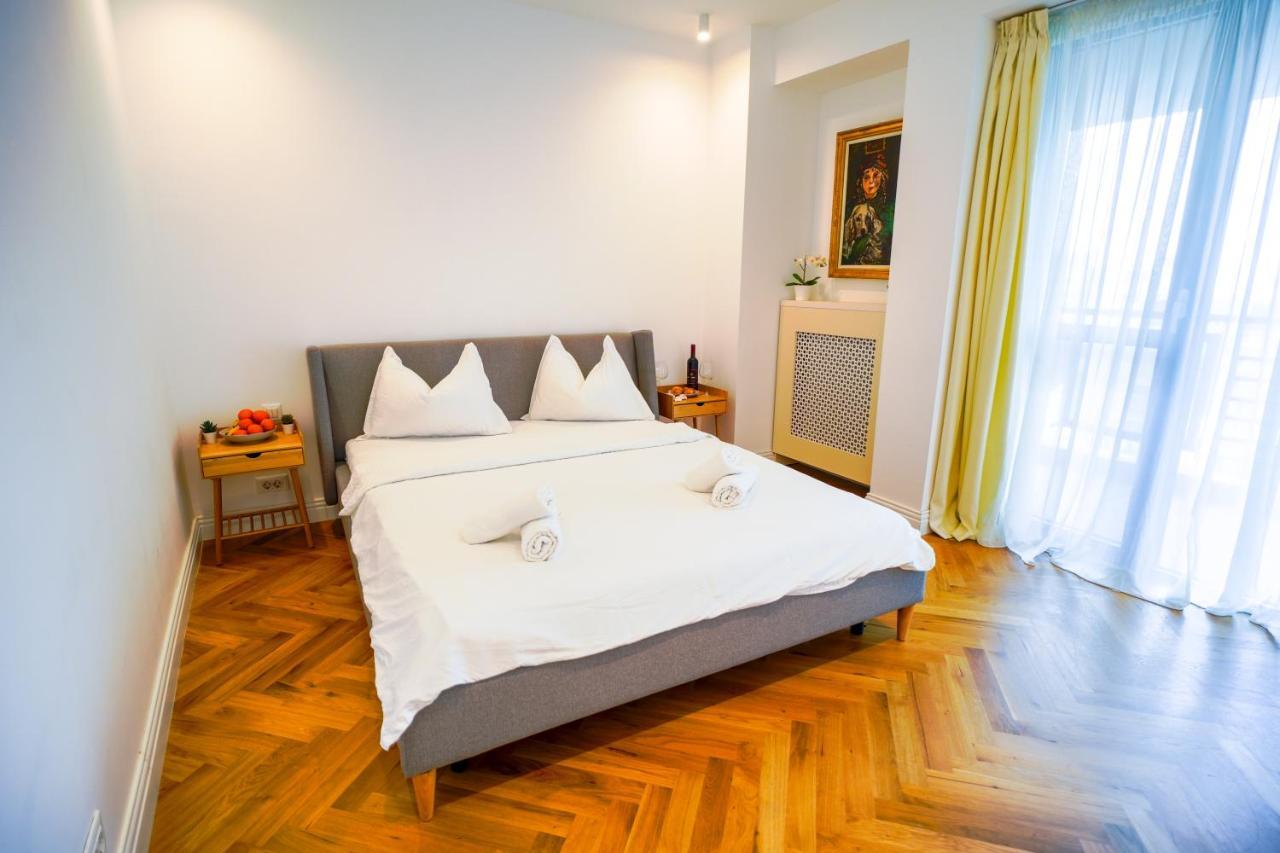Luxury Central Park Apartment Bucharest Luaran gambar